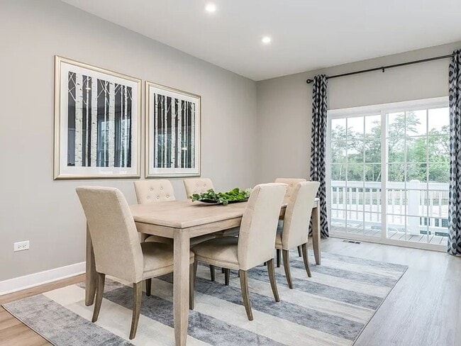 Building Photo - Stunning Luxury 4BR 3BA Home w/ Granite Island • Remodeled Kitchen • 2-Car Garage in Charlotte