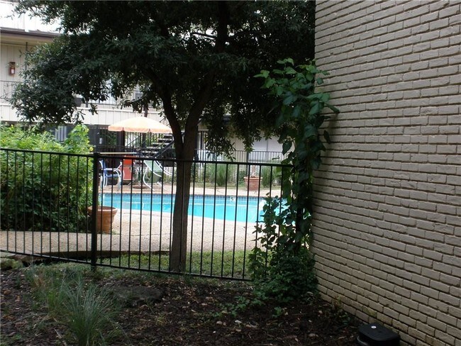 Building Photo - 5010 Bowser Ave