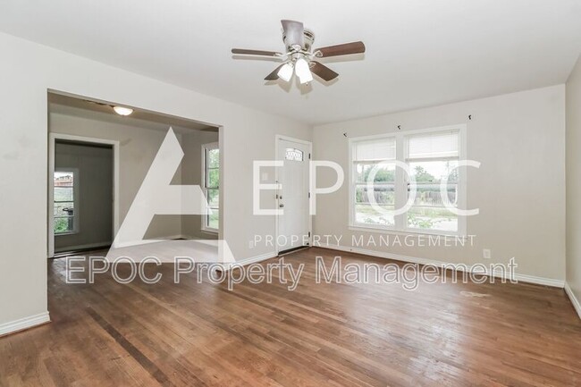 Building Photo - 1208 Hermosa Dr