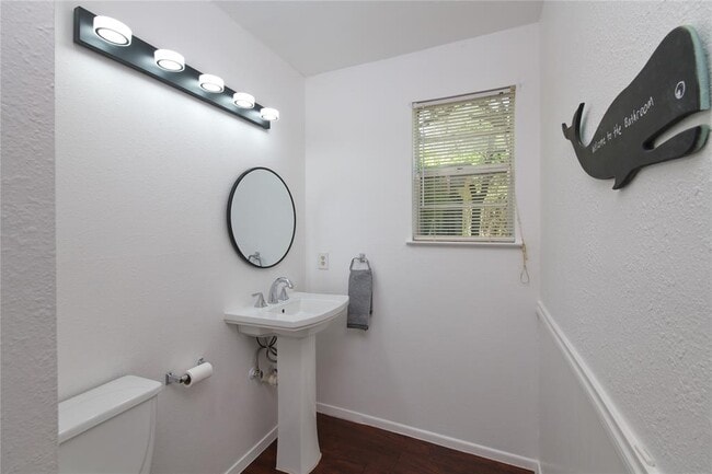 Building Photo - 833 Old Ranch Rd 12