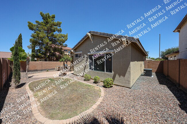 Building Photo - 869 E Waterview Pl