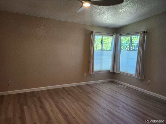 Building Photo - 9135 W Cedar Dr