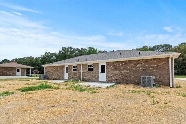 Building Photo - FIRST MONTH RENT FREE! BRAND NEW CONSTRUCT...