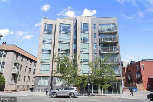 Building Photo - 1311 13th St NW