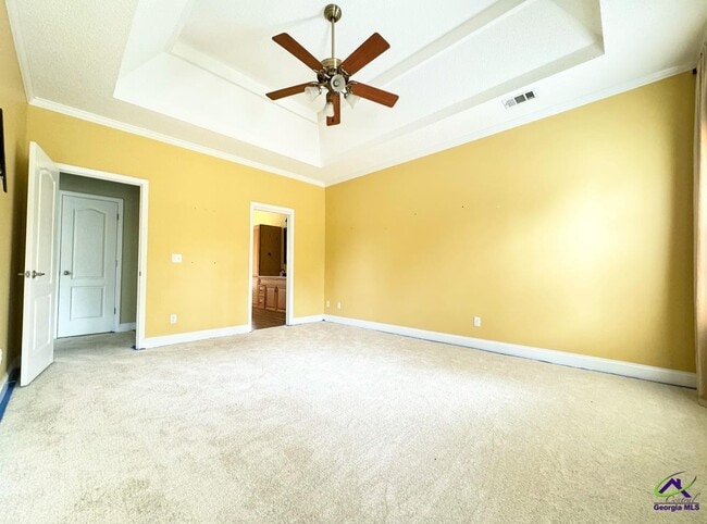 Building Photo - 701 Victoria Cir