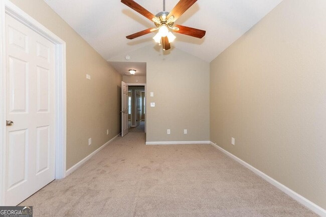 Building Photo - 320 Brookview Dr