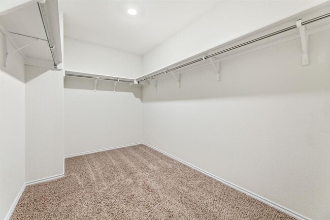 Building Photo - 365 Rocroi Dr