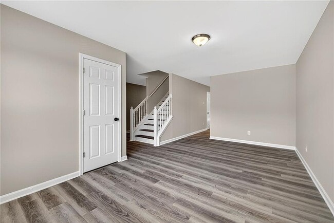 Building Photo - 1065 Maple Valley Ct