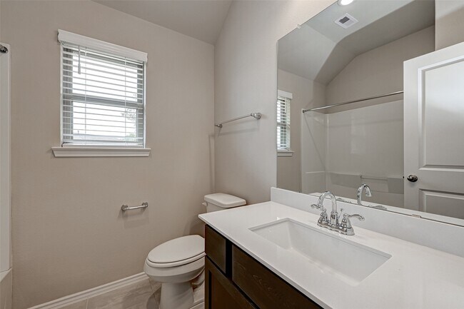 Building Photo - 32013 Towering Birch Trl