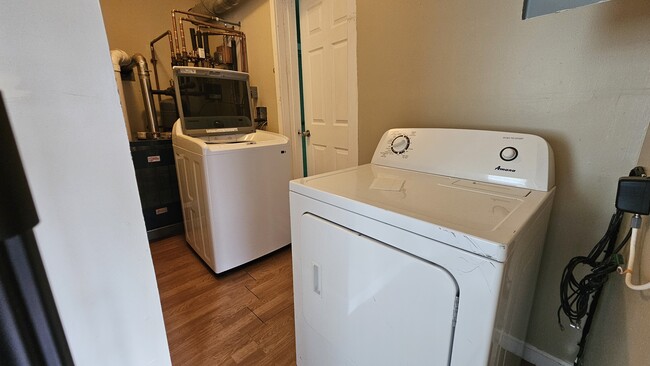 Building Photo - 22 Ward St