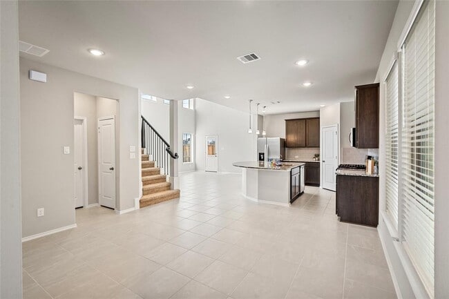 Building Photo - 42433 Quail Vly Ln