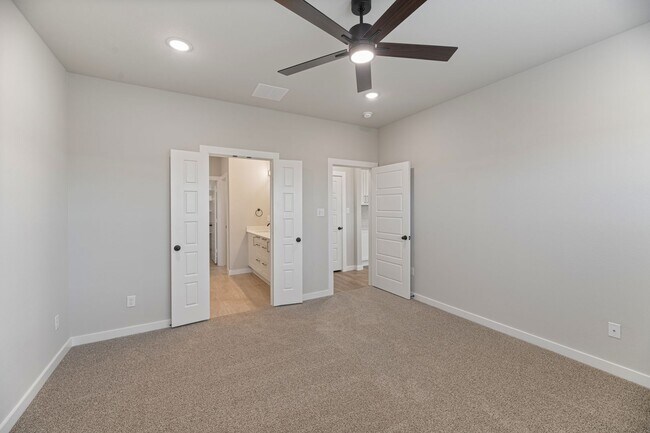 Building Photo - AVAILABLE NOW! NEW LUXURIOUS TRIPLEX LOCATED ON 1-ACRE LOT IN MIDLOTHIAN, TX!