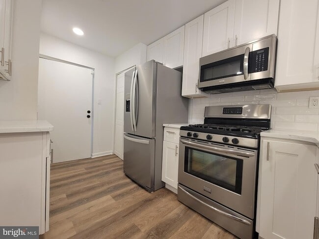 Building Photo - 1727 Fitzwater St