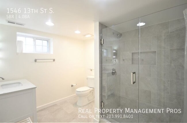 Building Photo - 1546 13th St S
