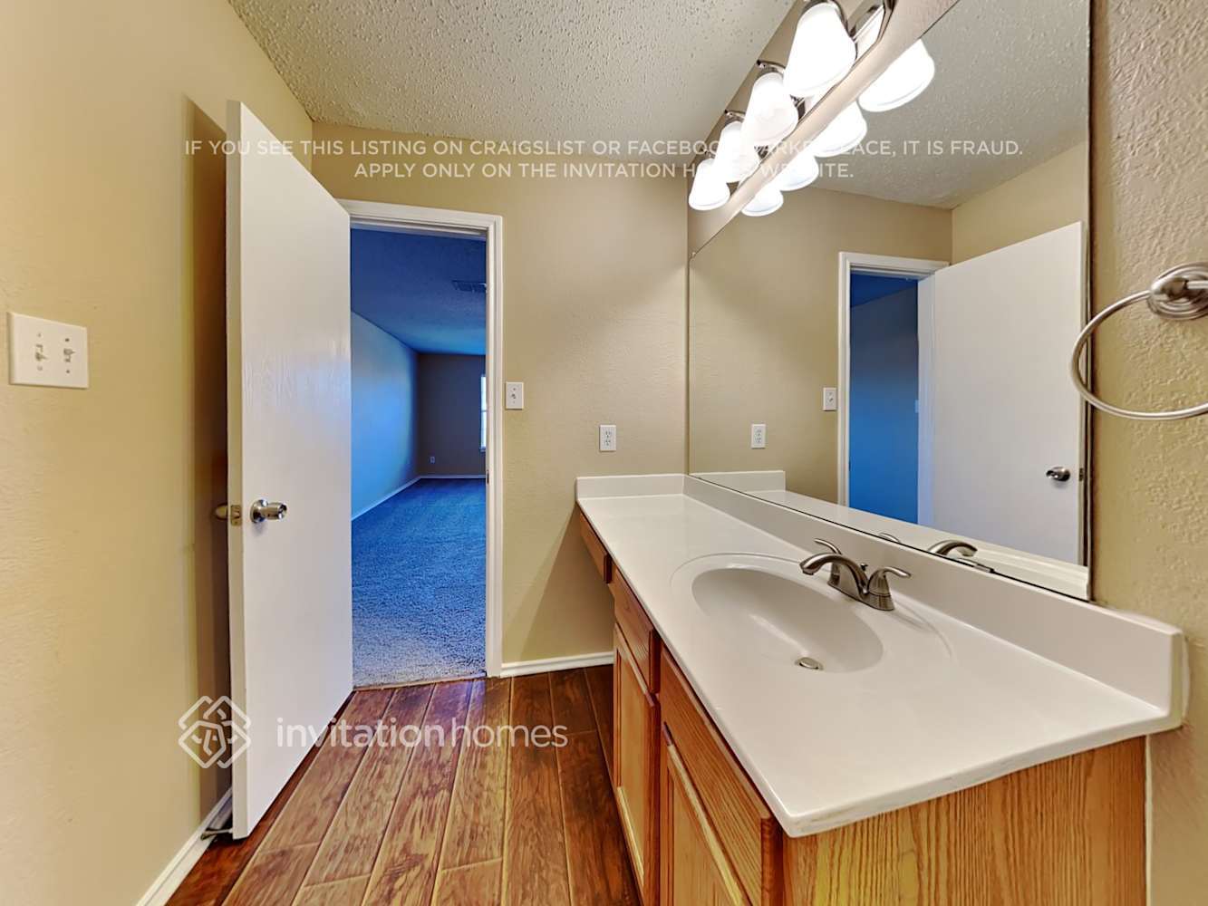 Building Photo - 2100 Collington Dr