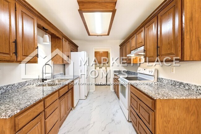 Building Photo - 4309 W Patrick St