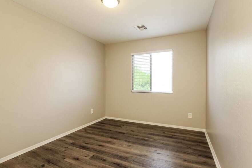 Building Photo - 11146 W Brittlewood Dr