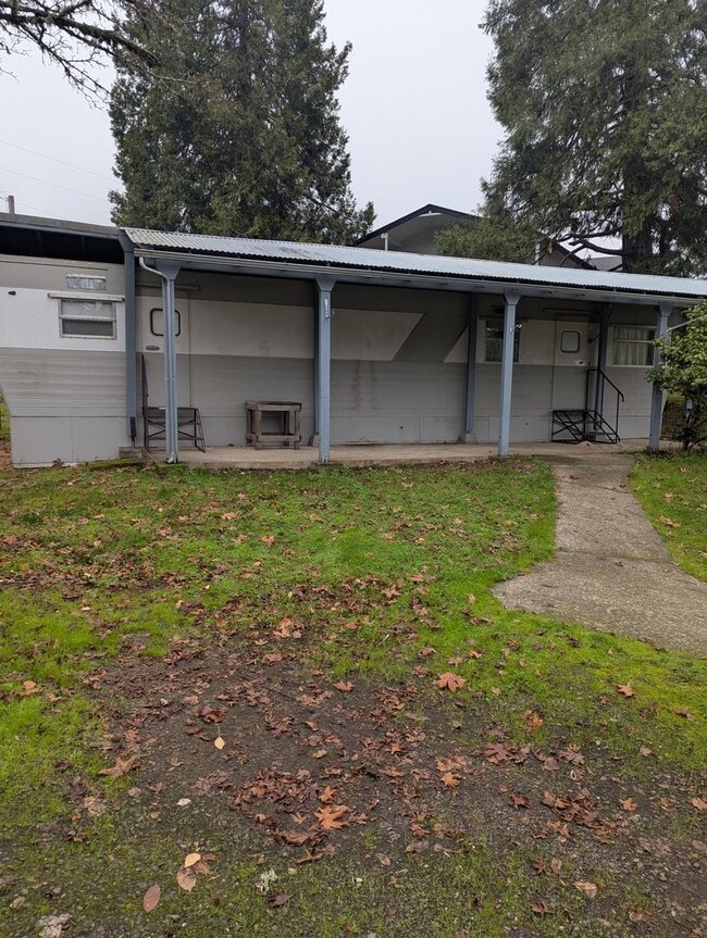 Building Photo - NIce Quiet Place at end of the road