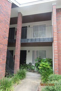 Building Photo - Willow Run- 2 bedroom, 2 bathroom apartment