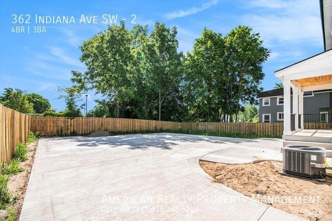 Building Photo - 362 Indiana Ave SW
