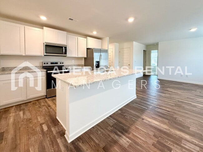 Building Photo - Spacious Single-Story Living in Vance, AL! View with 48 Hours Notice! REDUCED PRICE!  DEPOSIT PEN...