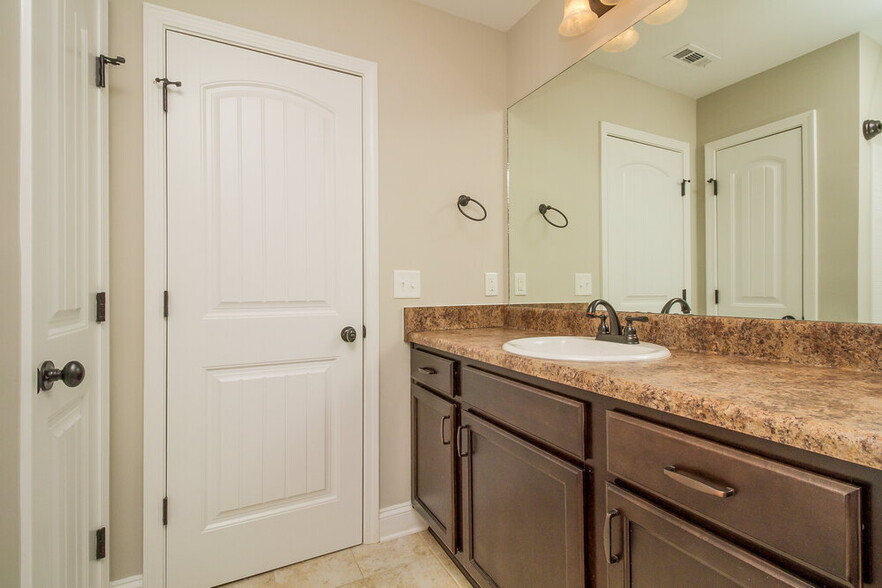 Building Photo - 2338 Tortuga Ct
