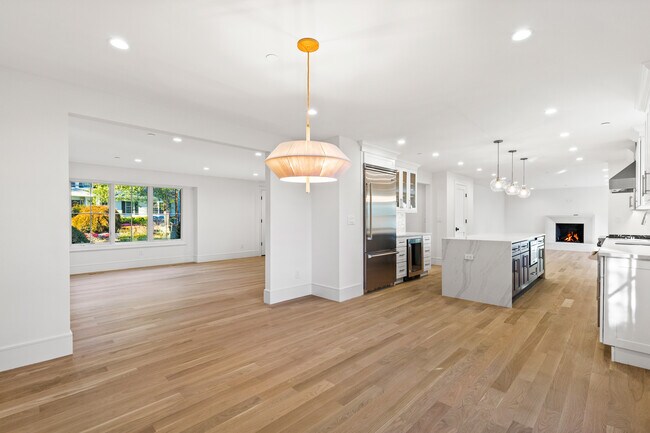 Building Photo - 19 Highland Park Pl