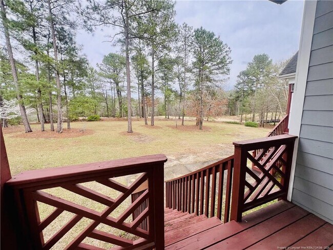 Building Photo - 96 Lamplighter Way