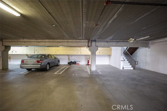 Building Photo - 626 E Orange Grove Ave