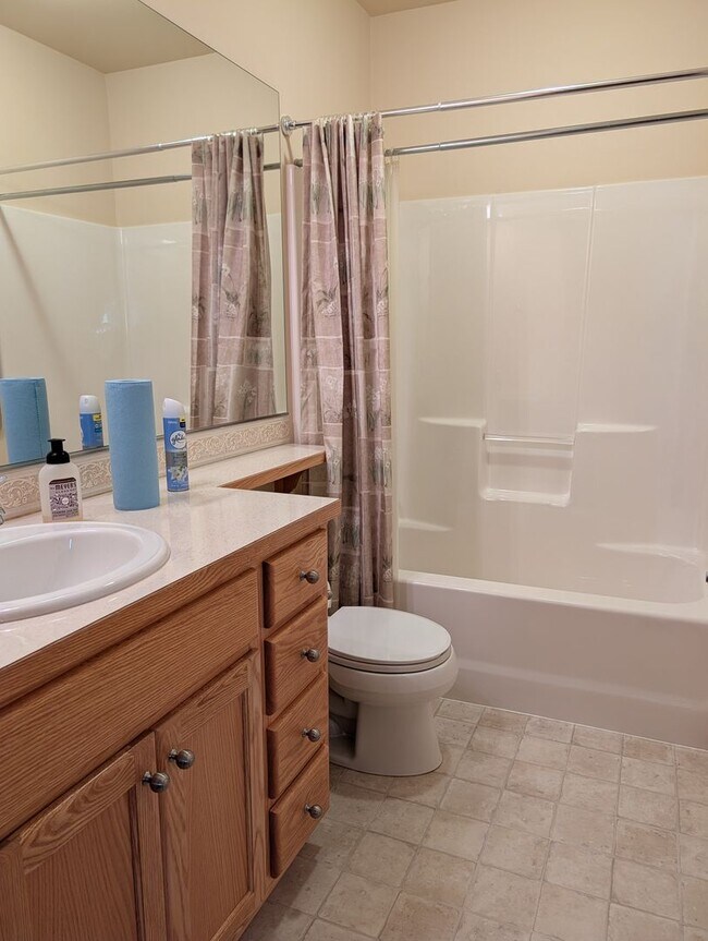 Building Photo - 2519 Stonebridge Way