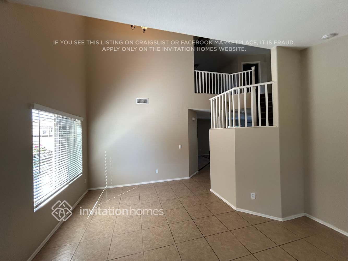 Building Photo - 7208 S 56th Ave