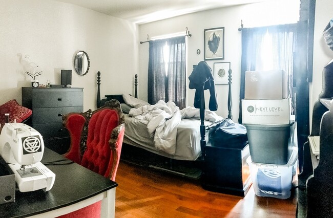 Building Photo - Fishtown Charmer on a Quiet Street - 2 bed...