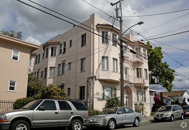 Building Photo - Villa Mesa Apartments