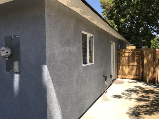 Out Side Entrance - 2709 Cardinal Ave