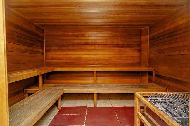 Building Photo - 3404 American Dr