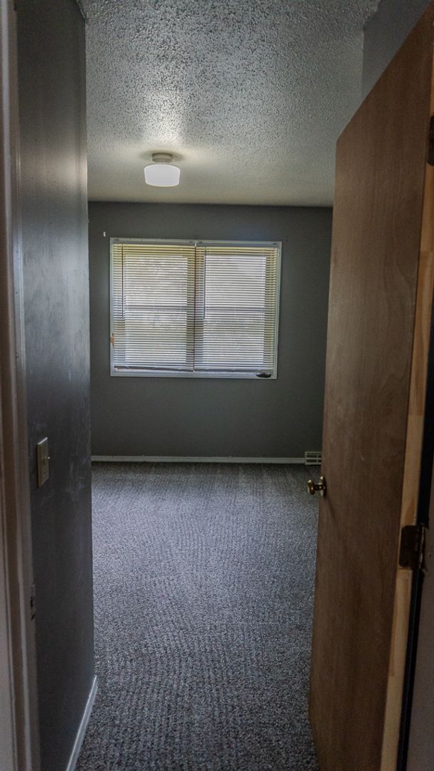 Building Photo - Charming Updated Home in the Heart of Toledo