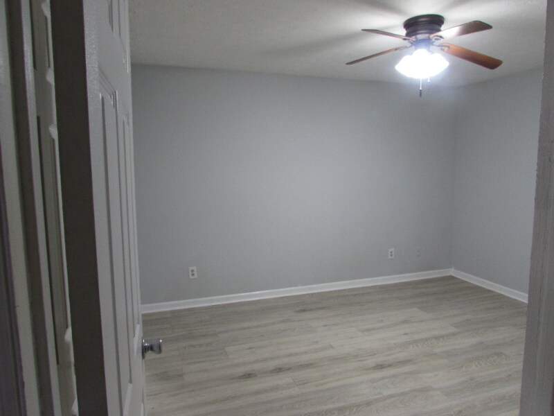 Building Photo - 3948 Henry Ct