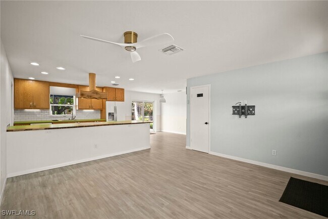 Building Photo - 13014 Seventh St