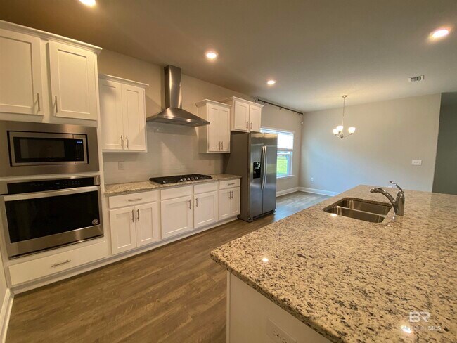 Building Photo - 9102 Diamante Blvd