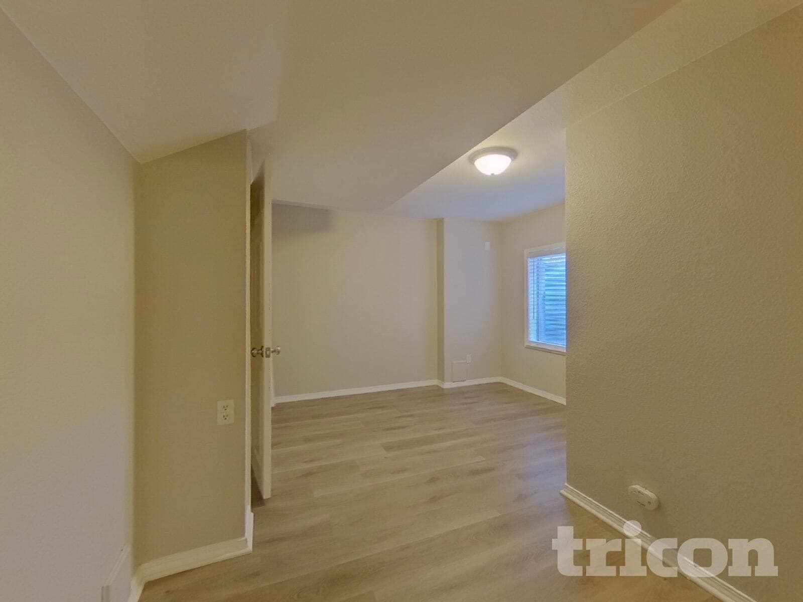 Building Photo - 19941 Montview Dr