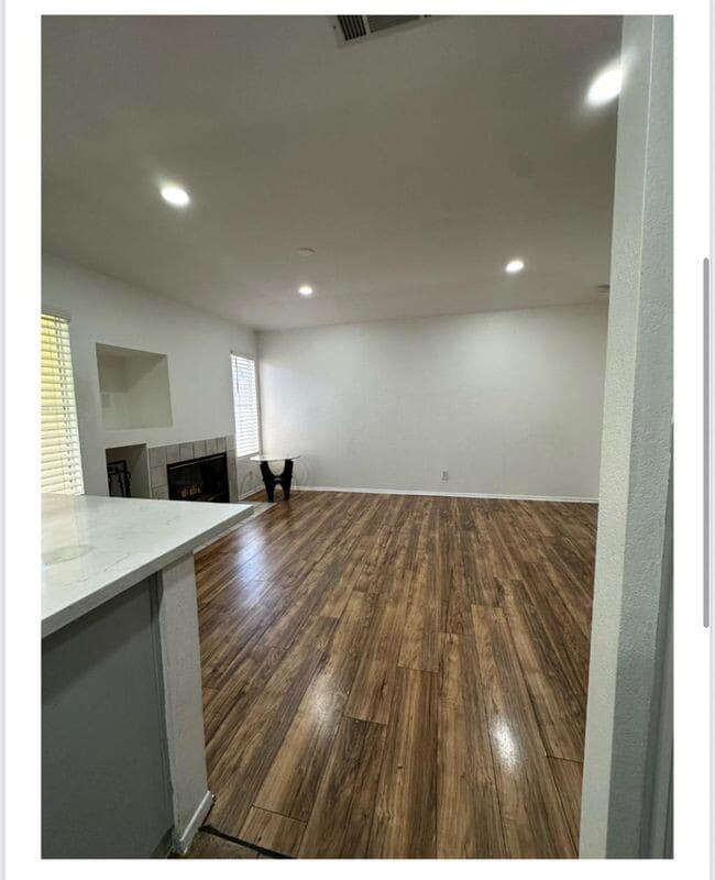 Building Photo - 5725 Monterey Pl