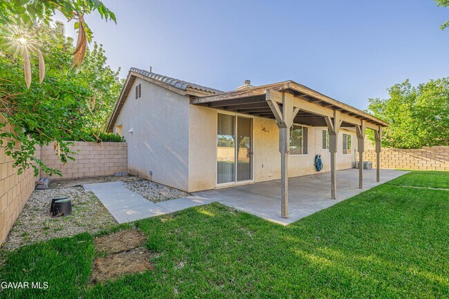 Building Photo - 45858 Coventry St