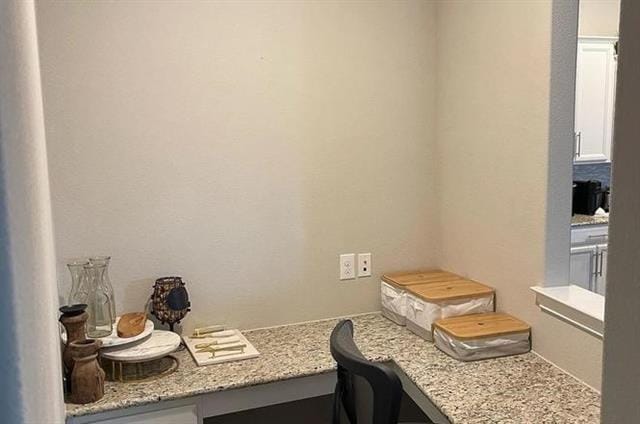Building Photo - 2416 Leeward Pl