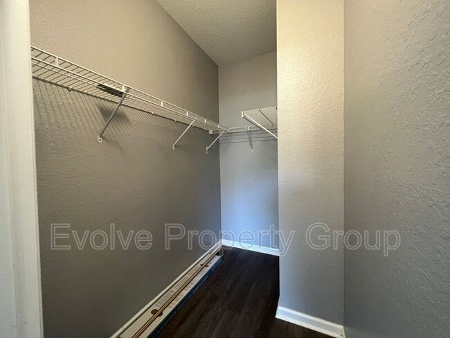 Building Photo - 8775 Sartori St