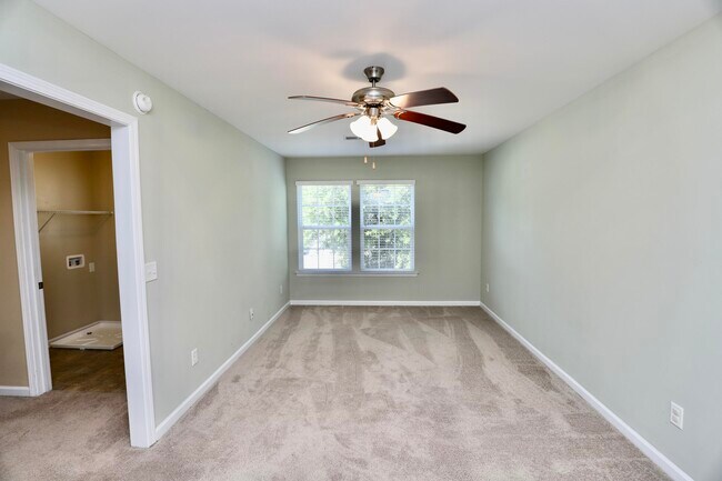 Building Photo - 1761 Nicholas Dr