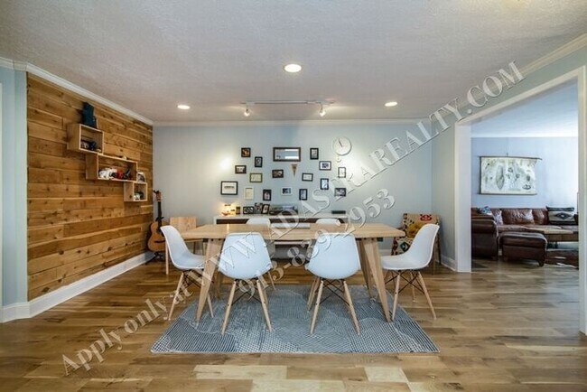 Building Photo - Beautiful Ranch Home in Brookside-Availabl...