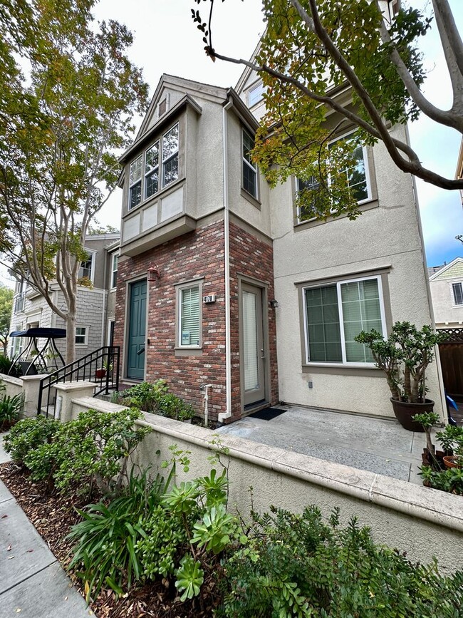 Primary Photo - STYLISH SPACES FACING A GREENBELT DETACHED HOME | BLOCKS FROM EVERYTHING