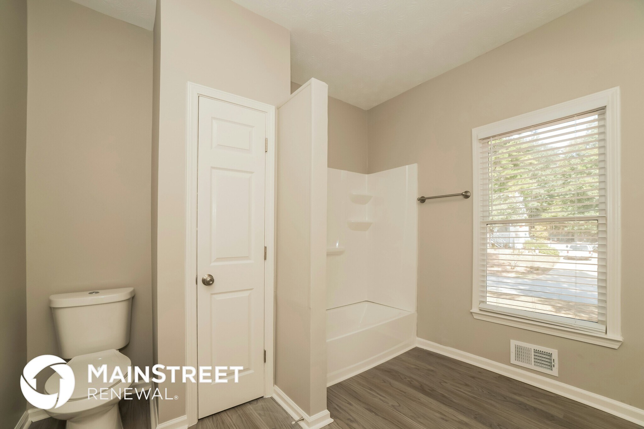 Building Photo - 85 Oak Landing Dr