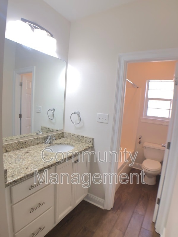 Building Photo - 25857 Linwood Rd