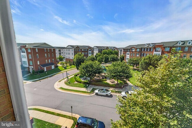 Building Photo - 23548 Belvoir Woods Terrace